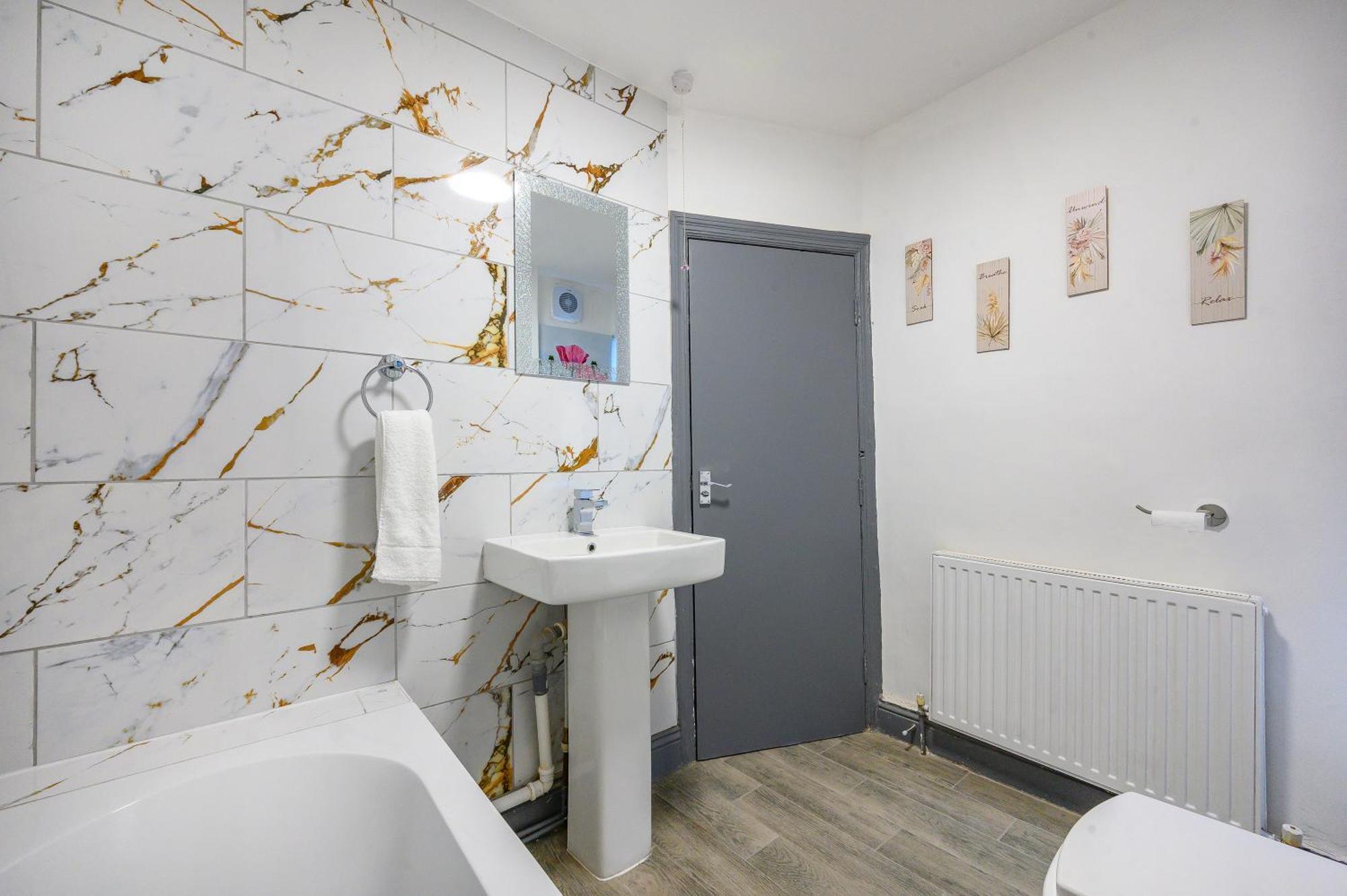 *ra7h* For Your Relaxed & Cosy + Free Parking