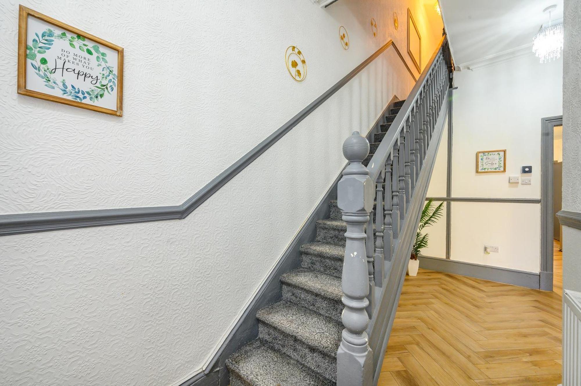 Homestay *ra7h* For Your Relaxed & Cosy + Free Parking Leeds (West Yorkshire)