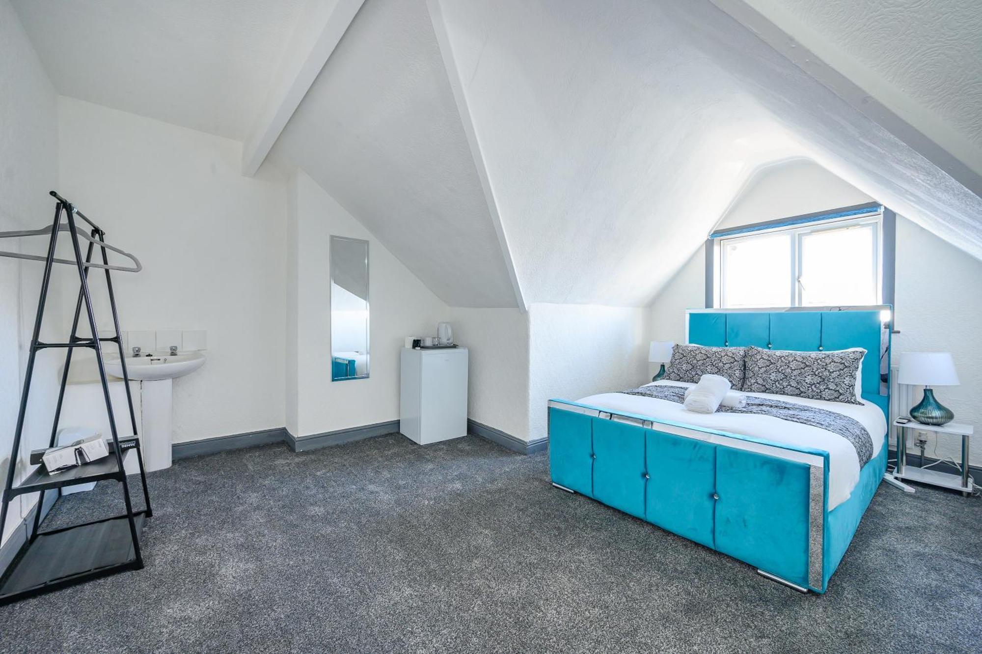 *ra7h* For Your Relaxed & Cosy + Free Parking Homestay Leeds (West Yorkshire)