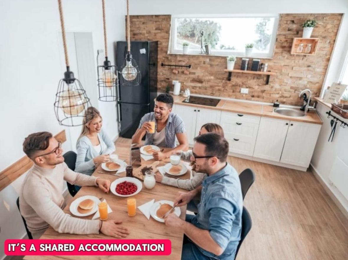 Homestay *ra7h* For Your Relaxed & Cosy + Free Parking Leeds (West Yorkshire)